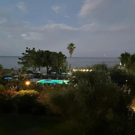 Apartment Grand Les Pieds Dans L'eau San-Nicolao