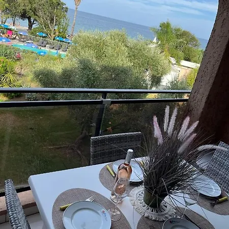 Apartment Grand Les Pieds Dans L'eau *