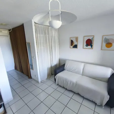 Grand Les Pieds Dans L'eau Сан-Николао