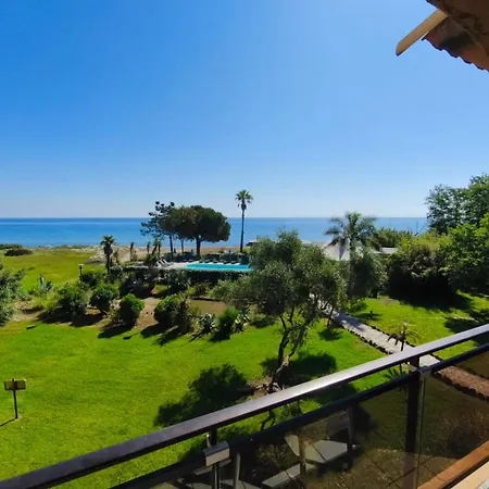 Apartment Grand Les Pieds Dans L'eau